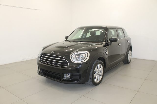 MINI Countryman 1.5 D Business Hype Automatica Immagine 0