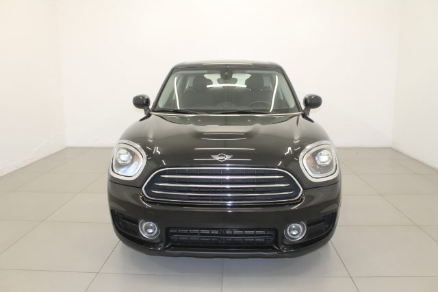 MINI Countryman 1.5 D Business Hype Automatica Immagine 1