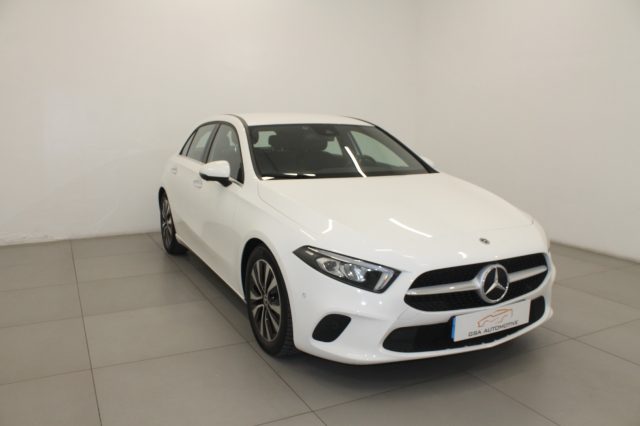 MERCEDES-BENZ A 200 d Sport Automatica Immagine 2