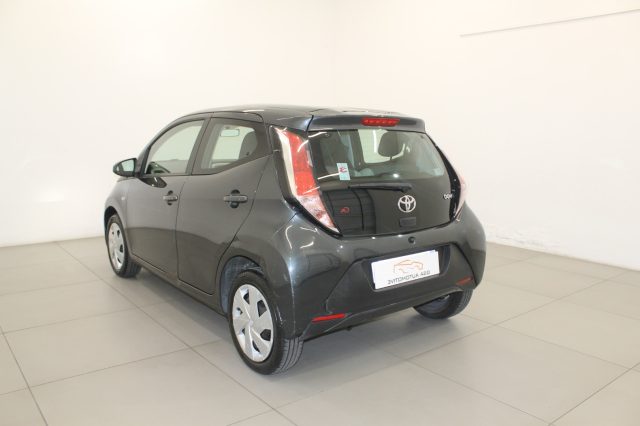 TOYOTA Aygo 1.0 VVT-i 69 Cv. X-Cool TSS Immagine 3