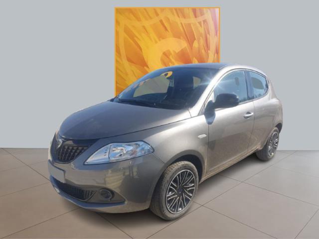 LANCIA Ypsilon 1.0 FireFly 5p. Hybrid Silver Plus Immagine 0