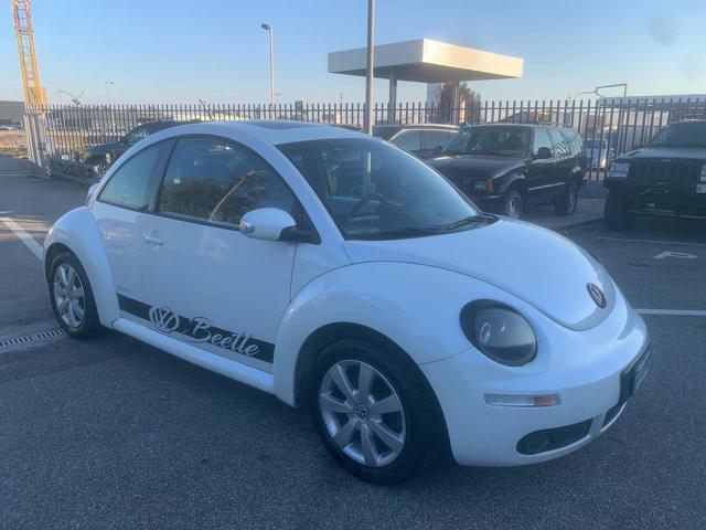 VOLKSWAGEN New Beetle 1.6 limited edition automatica tetto Immagine 2