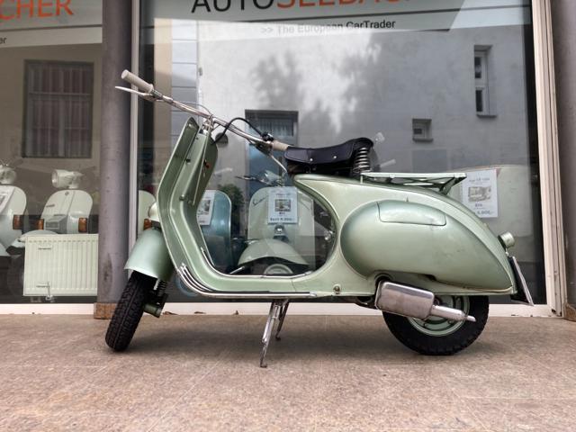 PIAGGIO Vespa 125 faro basso Bacchetta V11 1949 Immagine 1