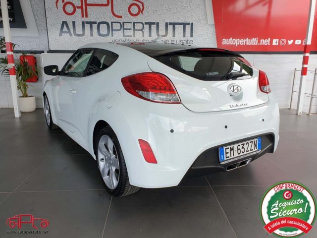 HYUNDAI Veloster 1.6 GDI DCT Comfort Immagine 3