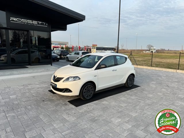 LANCIA Ypsilon 1.0 Hybrid Ecochic Gold ANCHE PER NEOPATENTATI Immagine 3