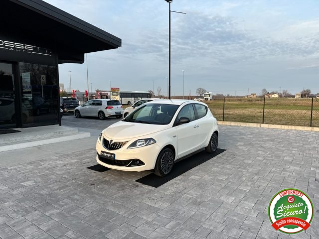 LANCIA Ypsilon 1.0 Hybrid Ecochic Gold ANCHE PER NEOPATENTATI Immagine 1