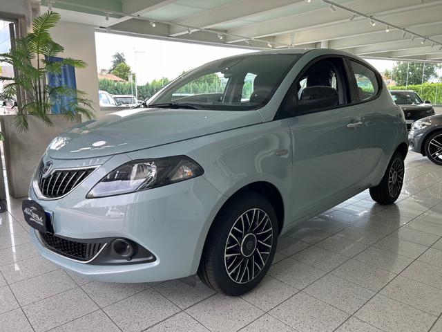 LANCIA Ypsilon 1.2 69 CV 5 porte GPL Ecochic - VARI COLORI!! Immagine 2