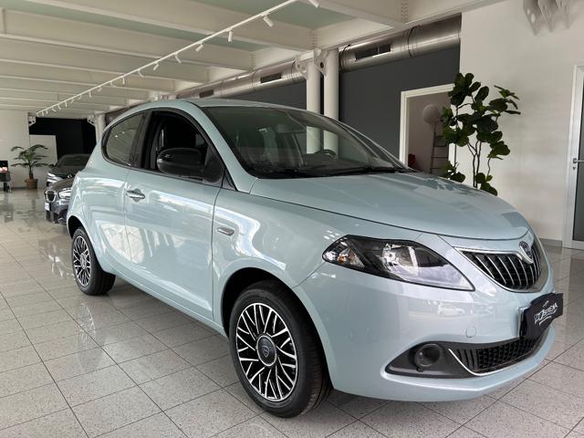 LANCIA Ypsilon 1.2 69 CV 5 porte GPL Ecochic - VARI COLORI!! Immagine 0