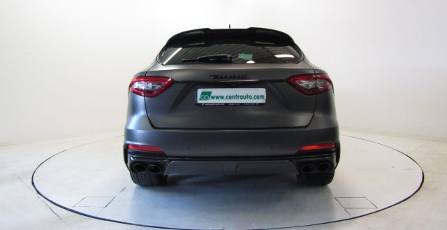 MASERATI Levante 3.8 V8 AWD Trofeo Aut. * PELLE * 580 CV * Immagine 3