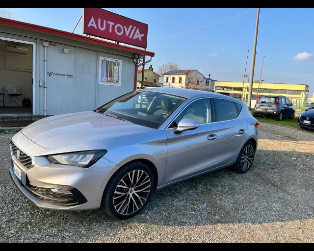 SEAT Leon 1.5 eTSI 150 CV DSG Xcellence Immagine 2