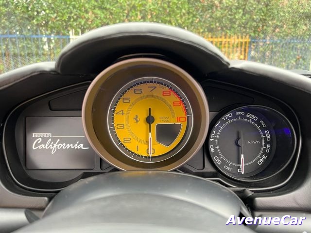 FERRARI CALIFORNIA CERCHI DA 20'' VOLANTE A LED CAR - foto 24