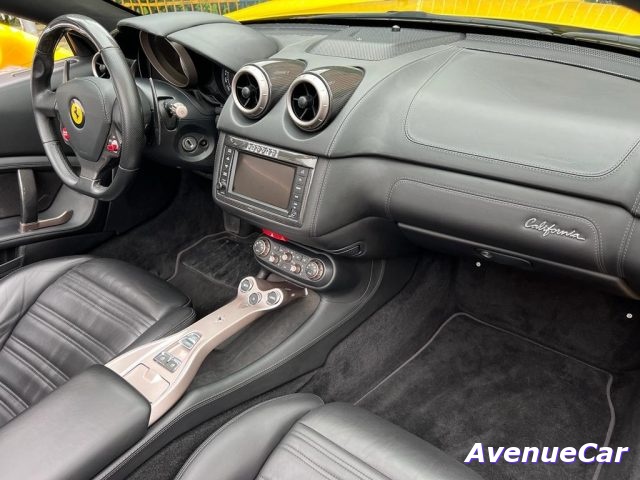FERRARI CALIFORNIA CERCHI DA 20'' VOLANTE A LED CAR - foto 31
