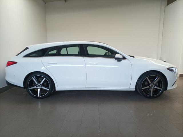 MERCEDES-BENZ CLA 180 Shooting Brake Sport Immagine 1