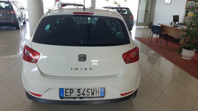 SEAT Ibiza 1.4 TDI DPF 5p. Style Immagine 4
