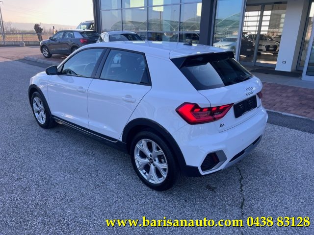 AUDI A1 citycarver 30 TFSI Immagine 3