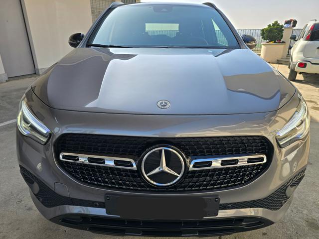 MERCEDES-BENZ GLA 200 d Automatic Sport Plus Immagine 0