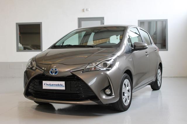 TOYOTA Yaris 1.5 Hybrid 5 porte Business Immagine 1