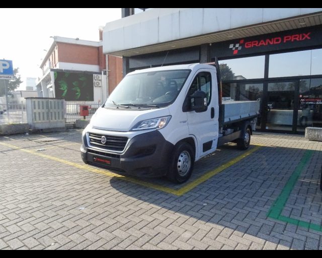 FIAT Ducato 35 2.3 MJT 130CV PM Cabinato Maxi Immagine 2