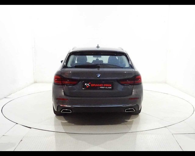 BMW 520 d 48V xDrive Touring Luxury Immagine 4