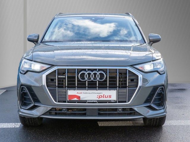 AUDI Q3 40 TFSI quattro S tronic S line edition Immagine 1