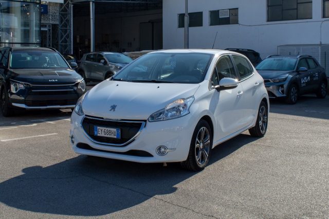 PEUGEOT 208 PureTech 82 5 porte Active Immagine 2