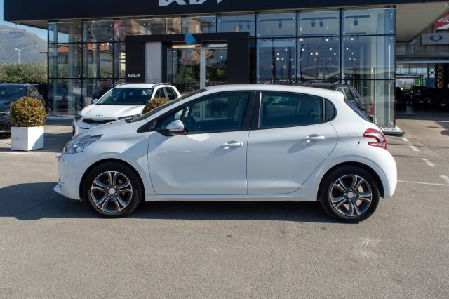 PEUGEOT 208 PureTech 82 5 porte Active Immagine 3