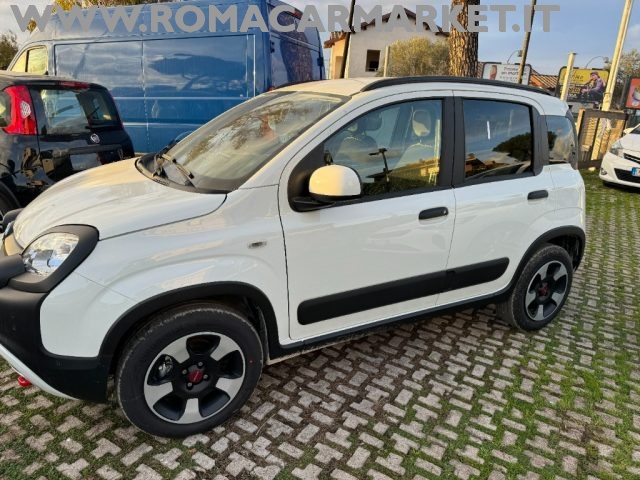 FIAT Panda Cross 1.0 FireFly S&S Hybrid NO VICOLI 5 POSTI CARPLAY Immagine 2