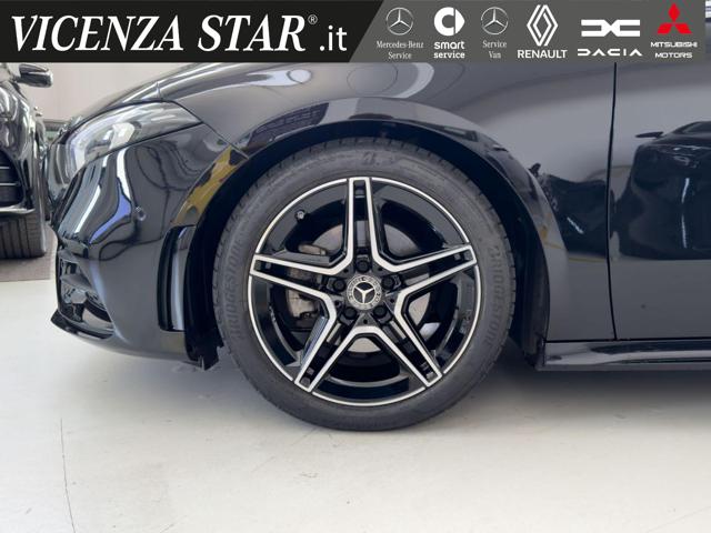 MERCEDES-BENZ A 200 d PREMIUM AMG AUTOMATIC Immagine 4