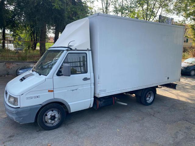 IVECO Daily 35.8 2.5 Diesel PC Cabinato Immagine 0