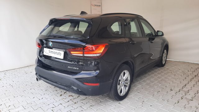 BMW X1 xDrive25e Business Advantage Immagine 3