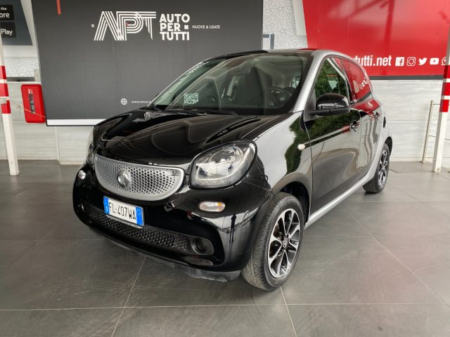 SMART ForFour 70 1.0 twinamic Passion Immagine 1