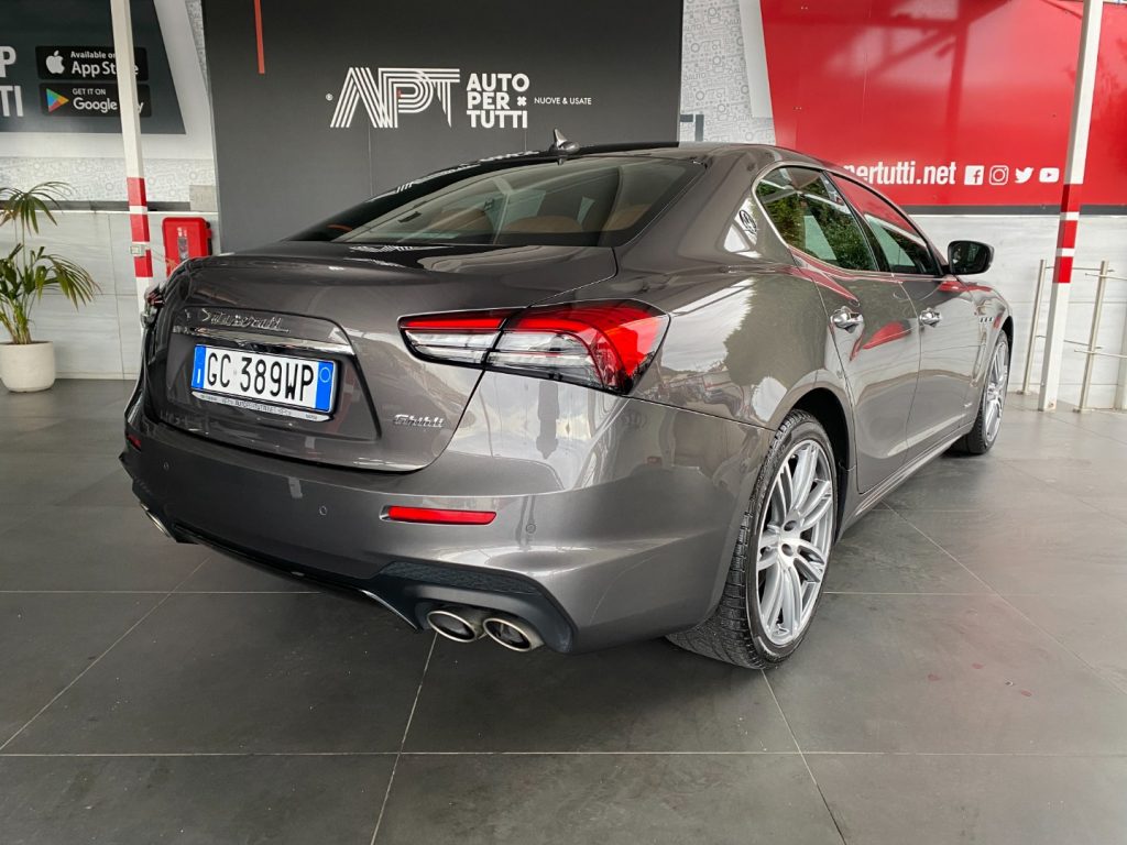 MASERATI Ghibli V6 Gransport - 3