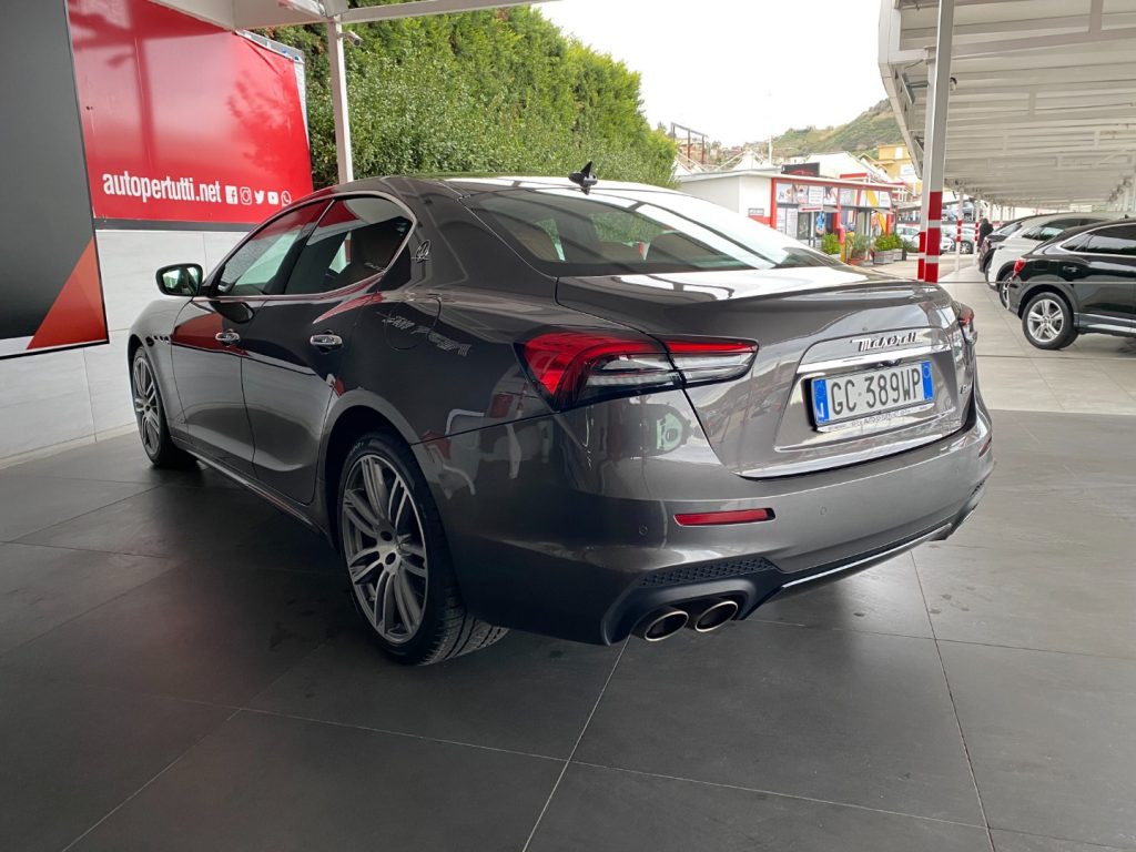 MASERATI Ghibli V6 Gransport - 4