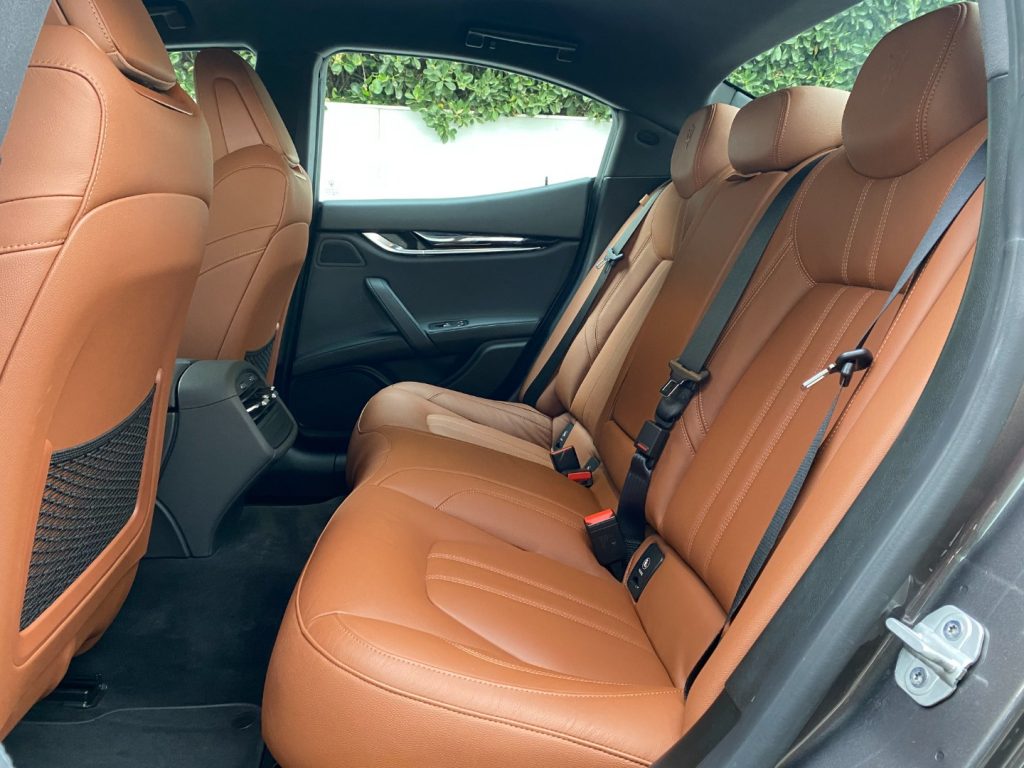 MASERATI Ghibli V6 Gransport - 11