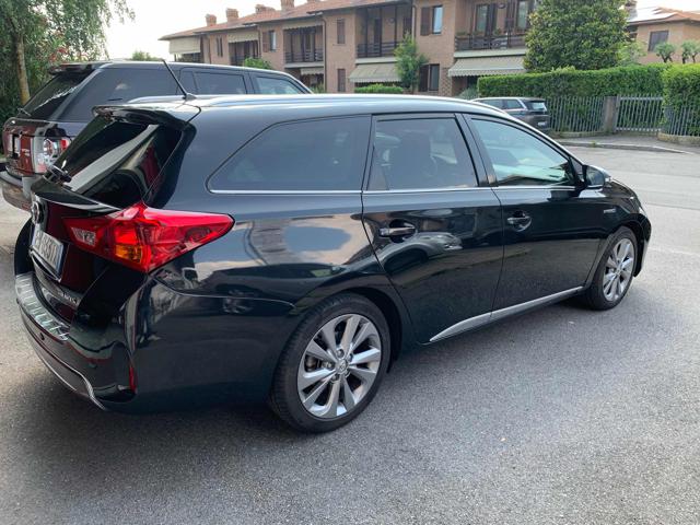 TOYOTA Auris Touring Sports 1.8 Hybrid Active Plus Immagine 3