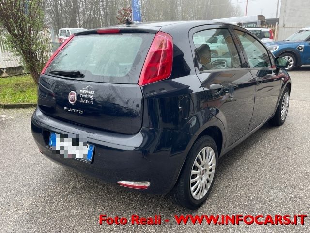 FIAT Punto 1.3 MJT II S&S 95 CV 5 porte Street Immagine 1