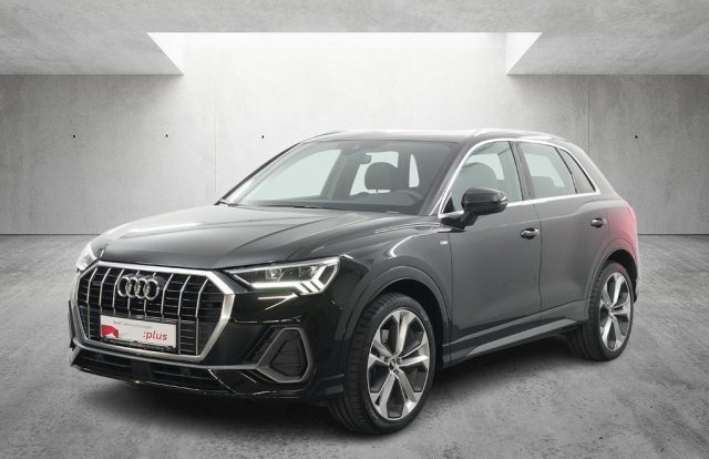 AUDI Q3 45 TFSI quattro S tronic S line Immagine 0