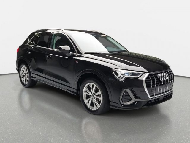 AUDI Q3 35 TFSI S tronic S line Immagine 1