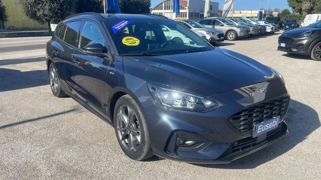 FORD Focus 1.0 EcoBoost Hybrid 125 CV SW ST-Line Immagine 0