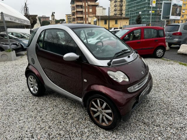 SMART ForTwo 0.7 Turbo Basis passion (45 kW) Immagine 1