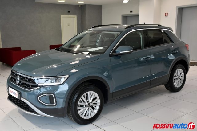 VOLKSWAGEN T-Roc 1.0 TSI 110 CV LIFE + TECH PACK NAVI 2XCLIMA REARV Immagine 0