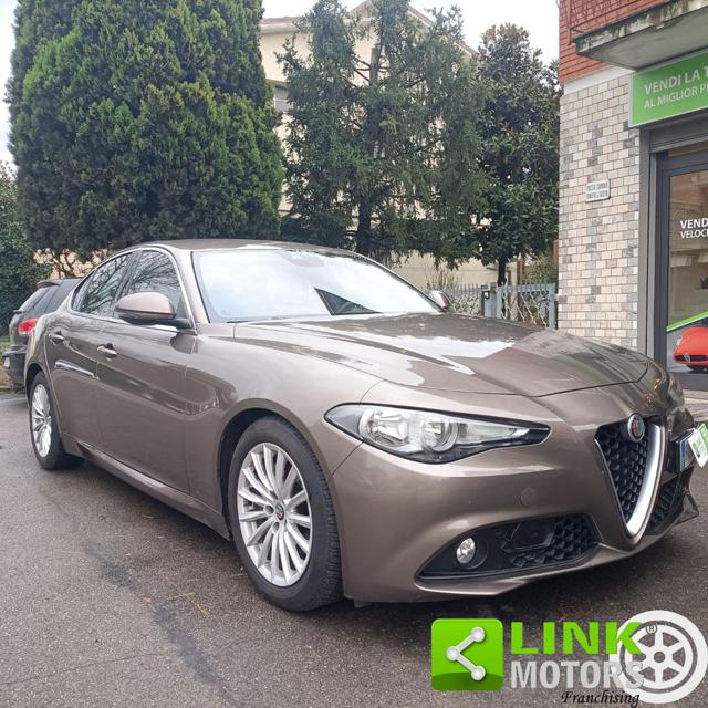 ALFA ROMEO Giulia 2.2 Turbodiesel 150 CV AT8 Business Immagine 1