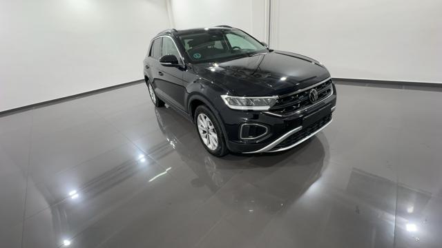 VOLKSWAGEN T-Roc 1.5 TSI ACT Life - VARI COLORI! Immagine 2