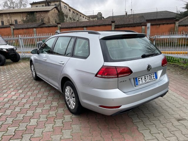 VOLKSWAGEN Golf Variant 1.6 TDI 115 CV Trendline BMT Immagine 2