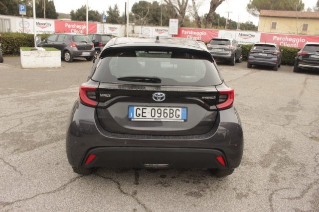 TOYOTA Yaris 1.5 Hybrid 5 porte Trend Immagine 3