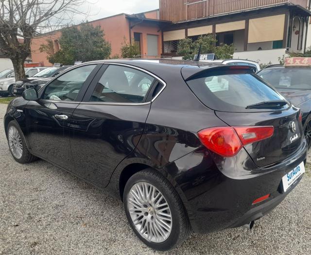 ALFA ROMEO Giulietta 1.6 JTDm-2  Distinctive Immagine 4