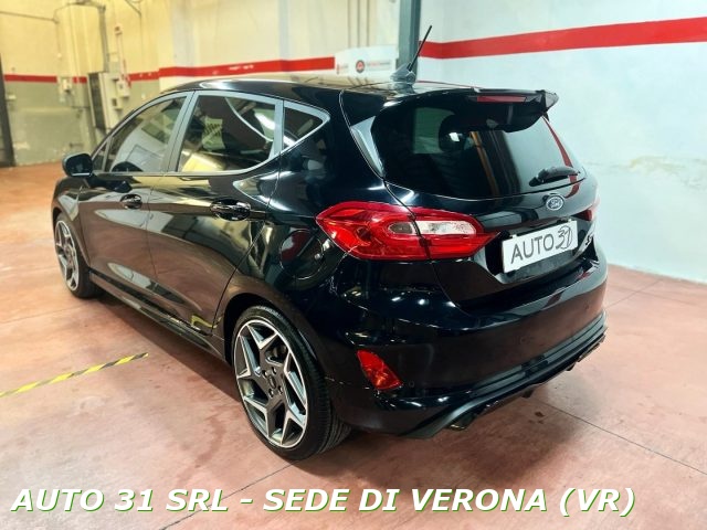 FORD Fiesta 1.5 Ecoboost 200 CV ST Performance Pack Immagine 3