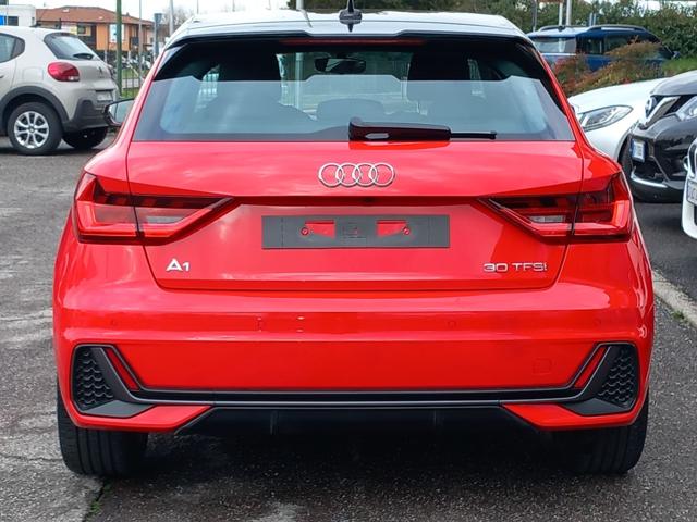 AUDI A1 SPORTBACK 30 TFSI 110CV S-LINE Adrenaline Immagine 3