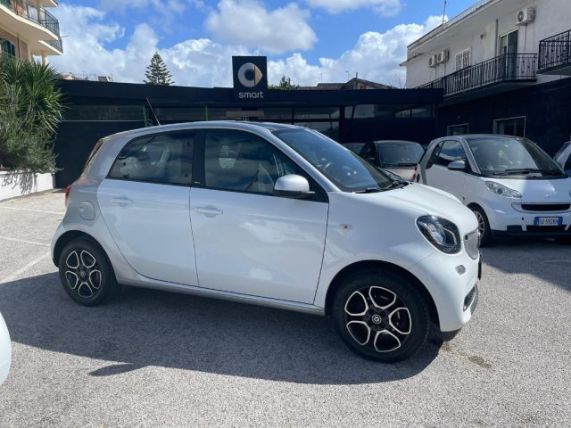 SMART ForFour 90 PASSION TWINAMIC+UNICO PROPR.+PACK COMFORT Immagine 0