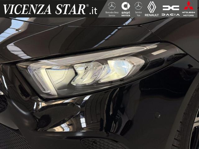 MERCEDES-BENZ A 220 d SPORT AUTOMATIC Immagine 1